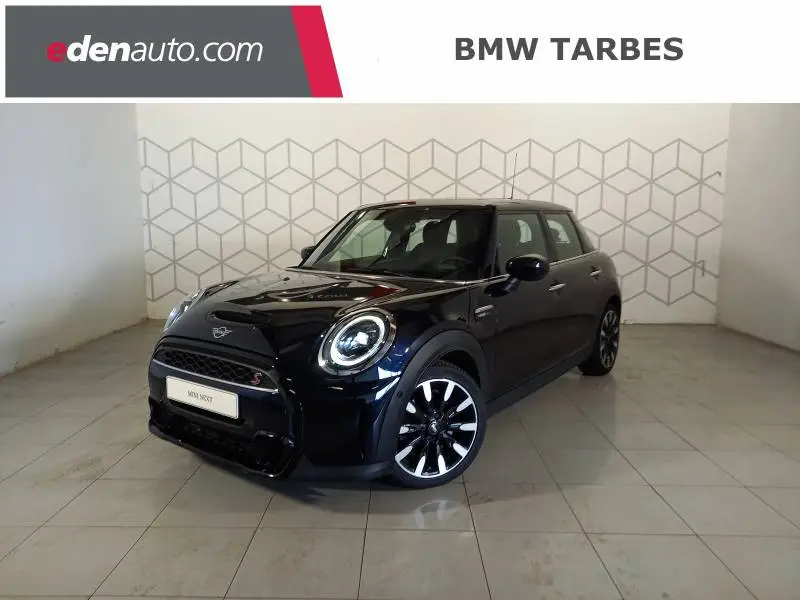 Photo 1 : Mini Mini 2021 Petrol