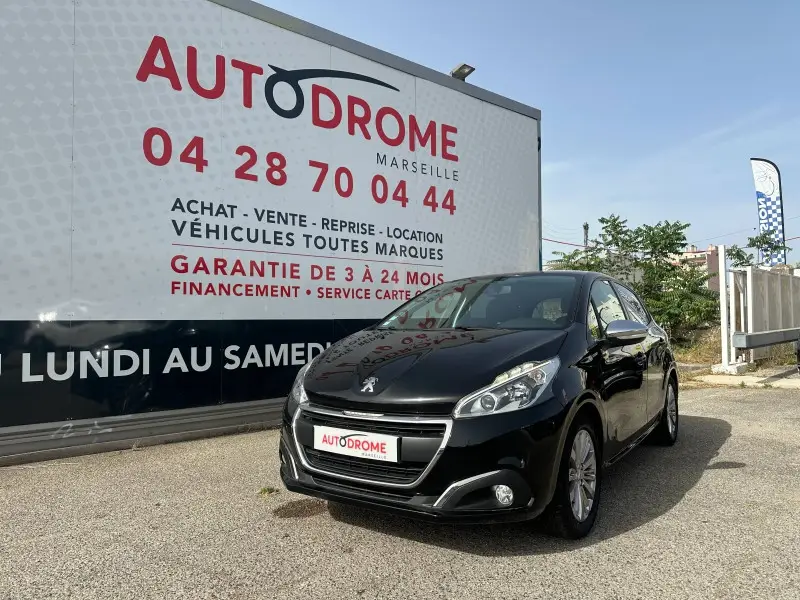 Photo 1 : Peugeot 208 2018 Petrol