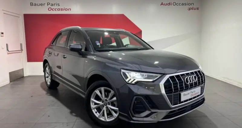 Photo 1 : Audi Q3 2019 Petrol