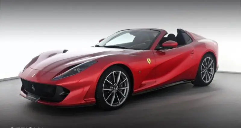 Photo 1 : Ferrari 812 2022 Essence