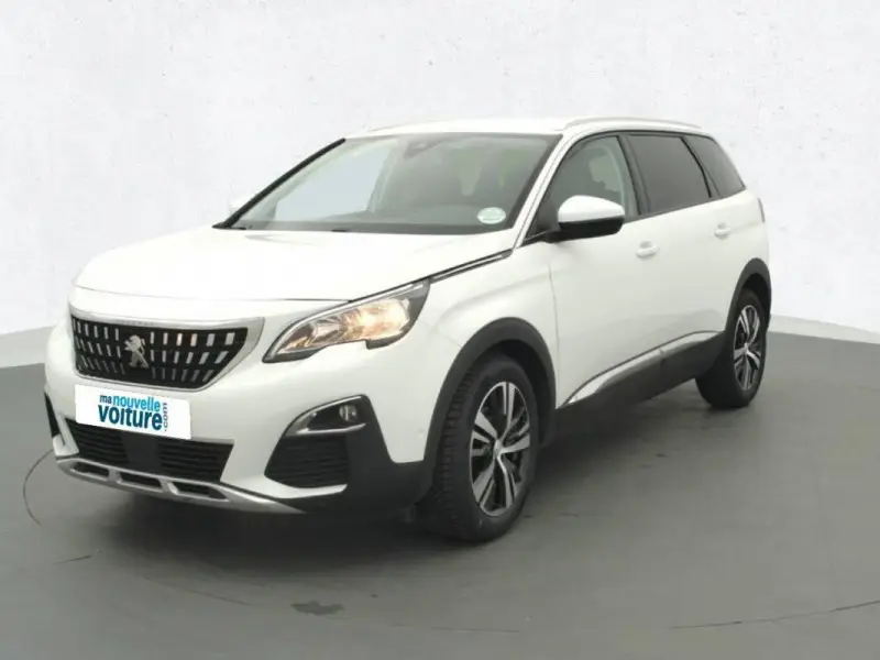 Photo 1 : Peugeot 5008 2020 Petrol