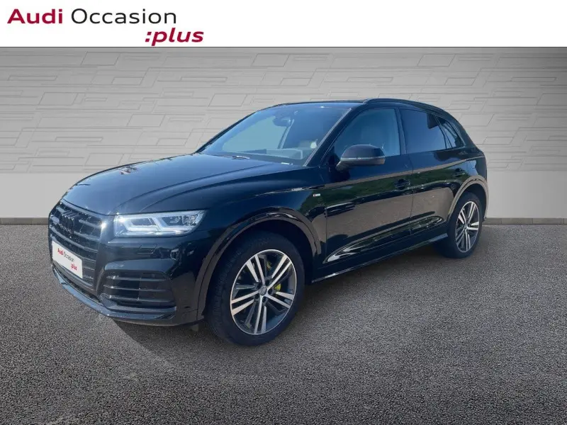 Photo 1 : Audi Q5 2020 Essence