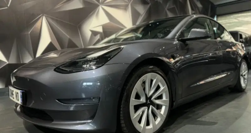 Photo 1 : Tesla Model 3 2021 Electric