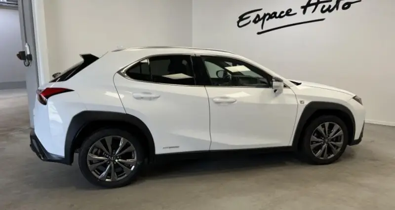 Photo 1 : Lexus Ux 2021 Hybrid