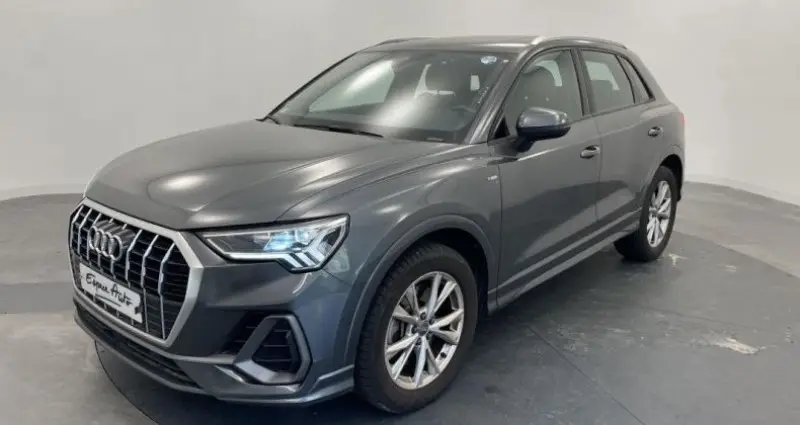 Photo 1 : Audi Q3 2019 Essence