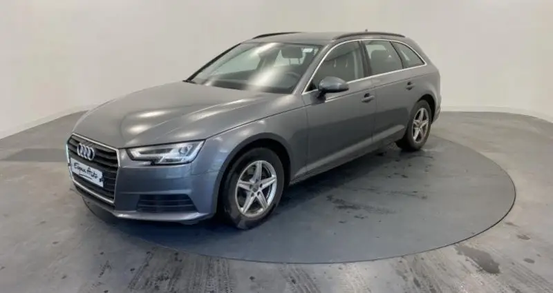 Photo 1 : Audi A4 2019 Diesel