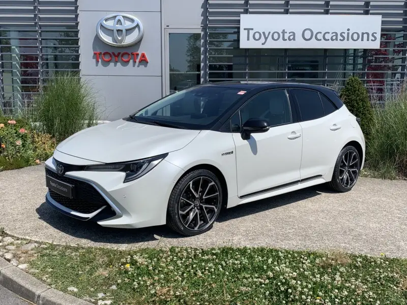 Photo 1 : Toyota Corolla 2020 Petrol