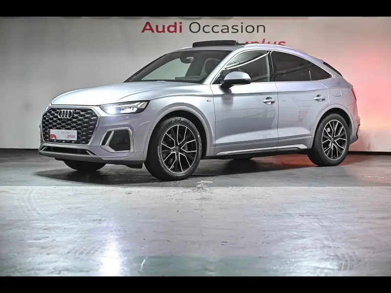 Photo 1 : Audi Q5 2021 Essence