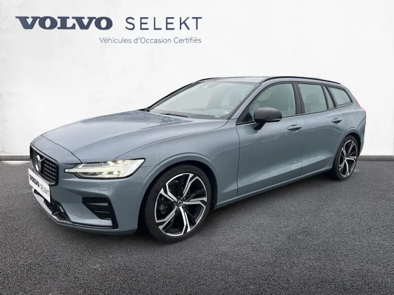 Photo 1 : Volvo V60 2022 Essence