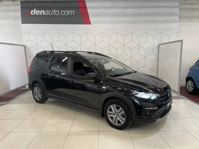 Photo 1 : Dacia Jogger 2022 Essence