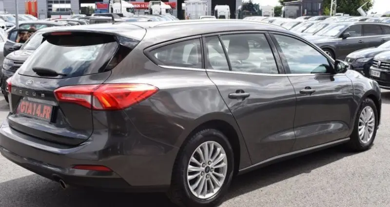 Photo 1 : Ford Focus 2020 Diesel