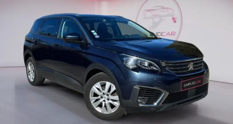 Photo 1 : Peugeot 5008 2018 Petrol