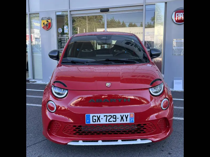 Photo 1 : Abarth 500 2024 Électrique