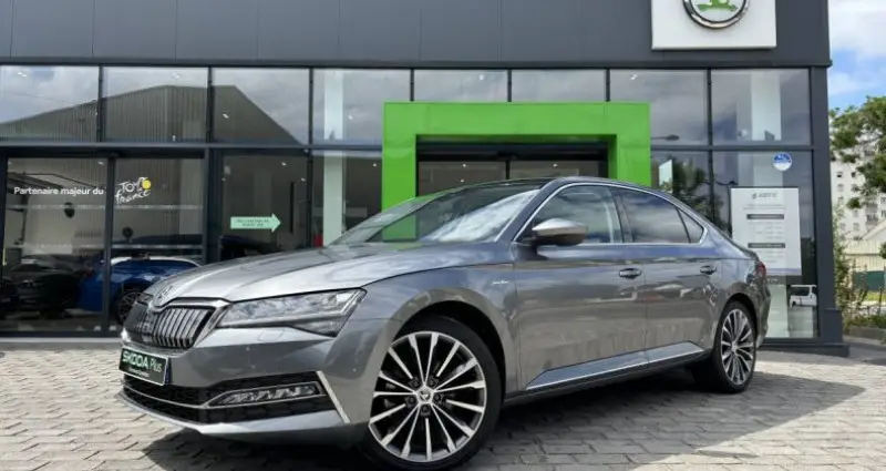 Photo 1 : Skoda Superb 2023 Hybrid