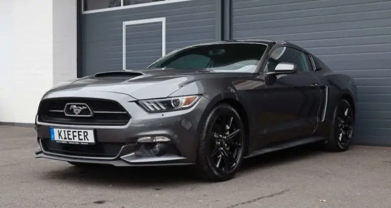 Photo 1 : Ford Mustang 2015 Petrol