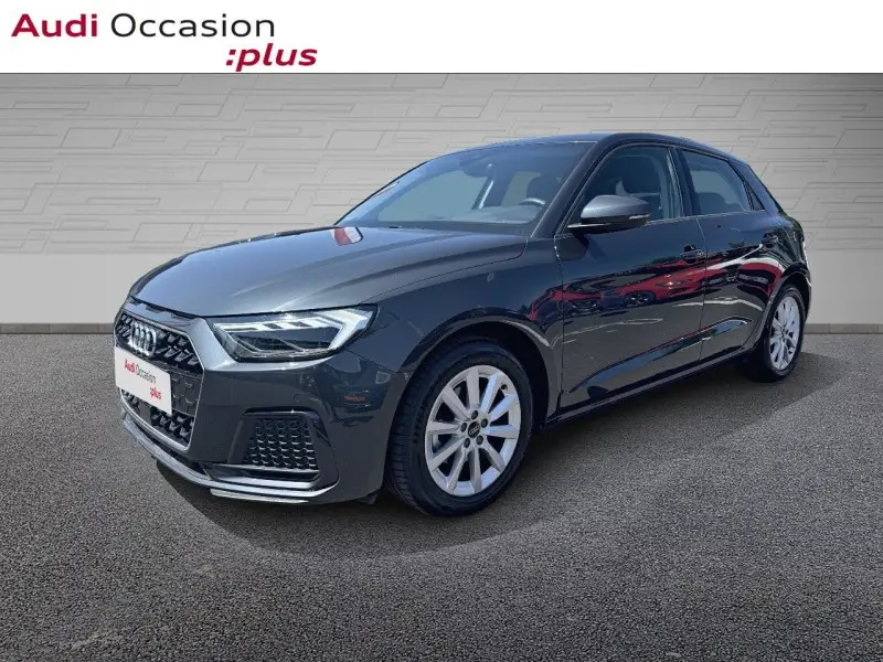 Photo 1 : Audi A1 2023 Essence