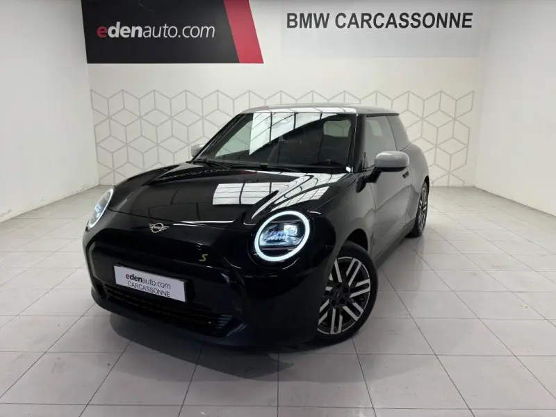 Photo 1 : Mini Cooper 2024 Non renseigné