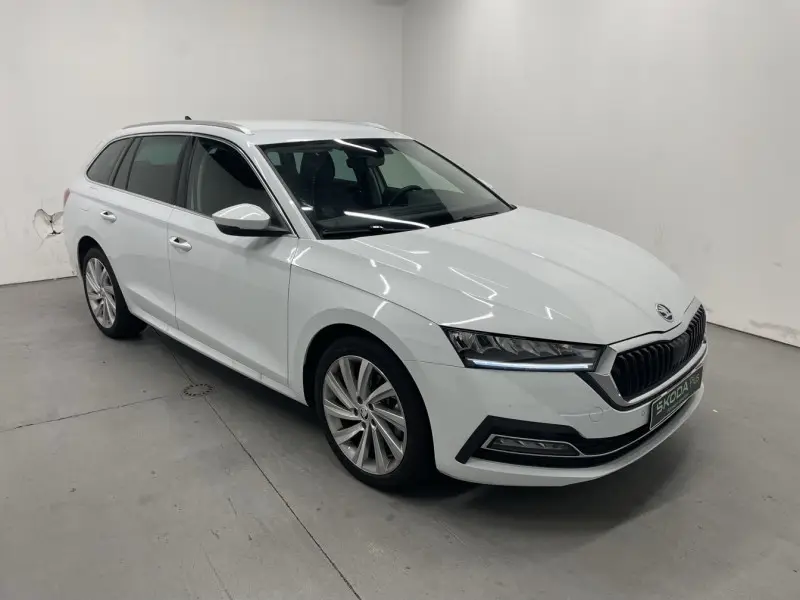 Photo 1 : Skoda Octavia 2023 Essence