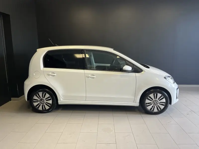 Photo 1 : Volkswagen Up! 2023 Electric