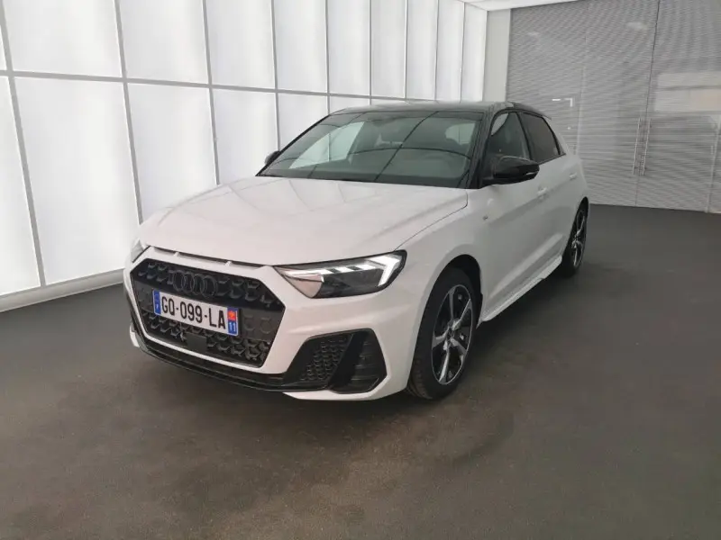 Photo 1 : Audi A1 2023 Essence