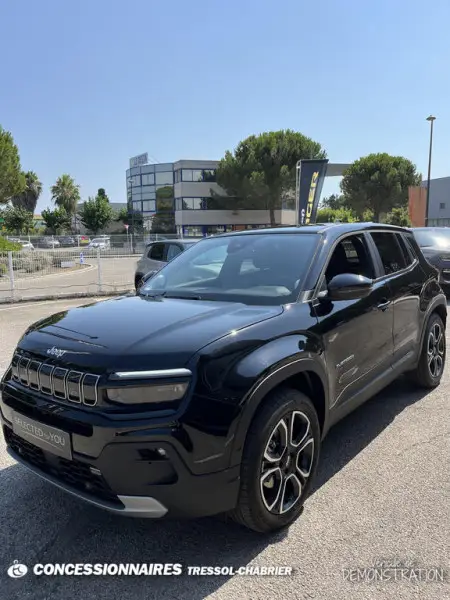 Photo 1 : Jeep Avenger 2024 Électrique