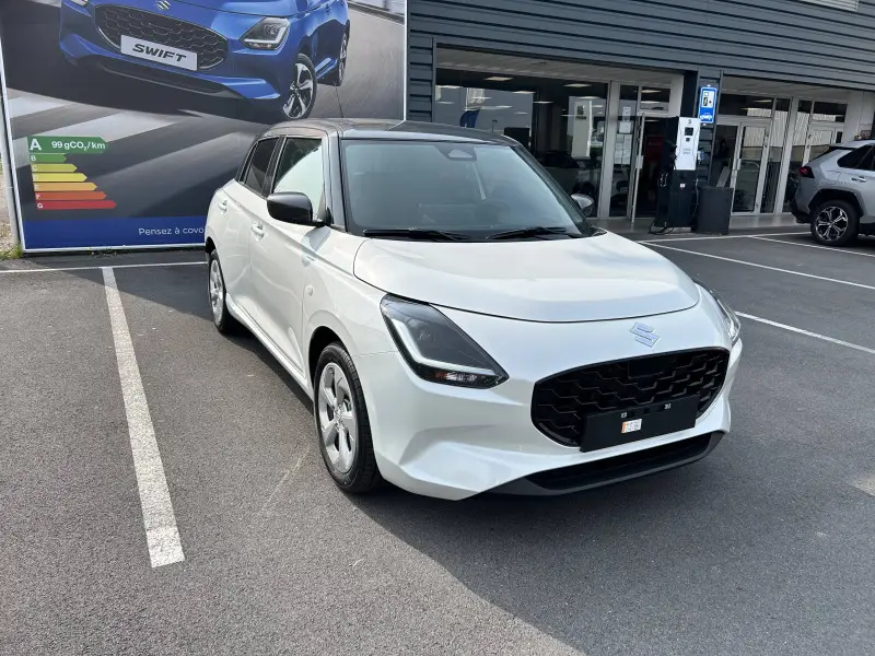 Photo 1 : Suzuki Swift 2024 Essence