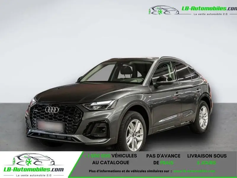 Photo 1 : Audi Q5 2023 Hybrid