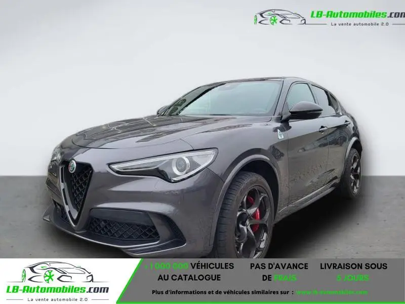 Photo 1 : Alfa Romeo Stelvio 2021 Essence