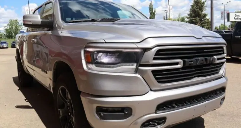 Photo 1 : Dodge Ram 2022 Petrol