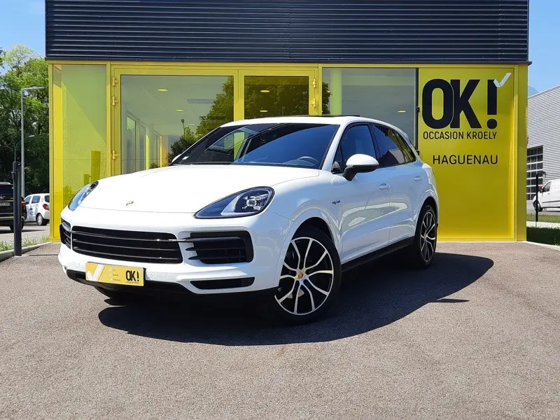 Photo 1 : Porsche Cayenne 2018 Petrol