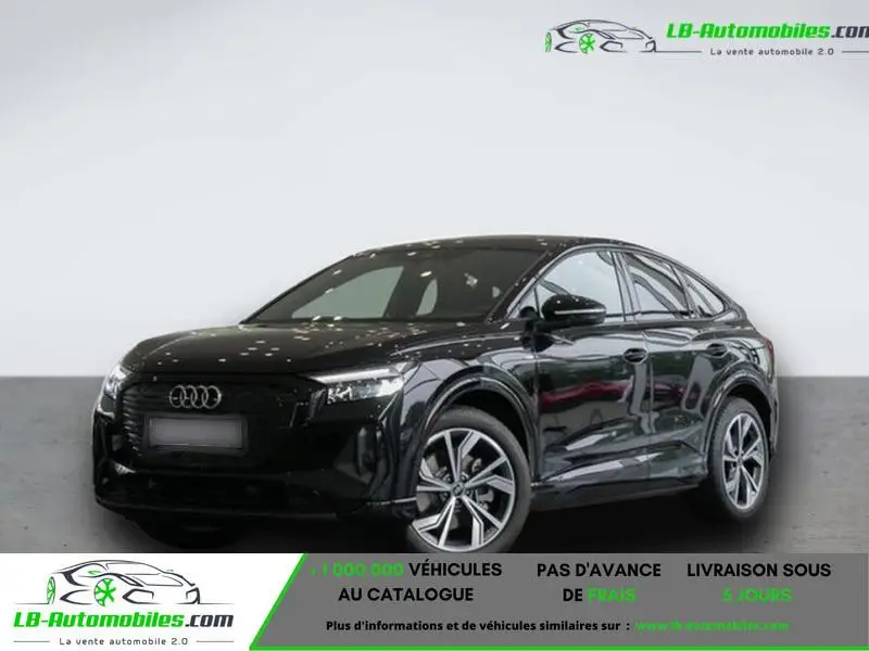 Photo 1 : Audi Q4 2023 Électrique