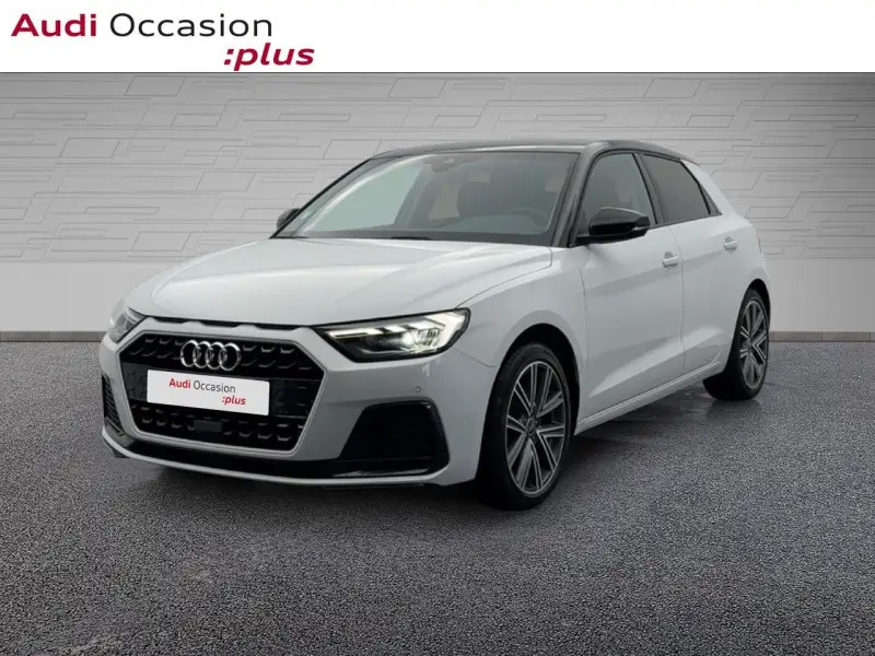 Photo 1 : Audi A1 2023 Essence