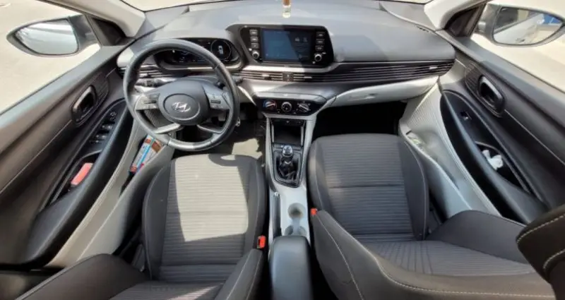 Photo 1 : Hyundai I20 2020 Hybrid