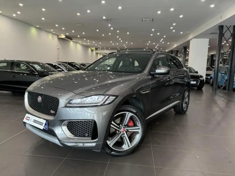 Photo 1 : Jaguar F-pace 2018 Diesel