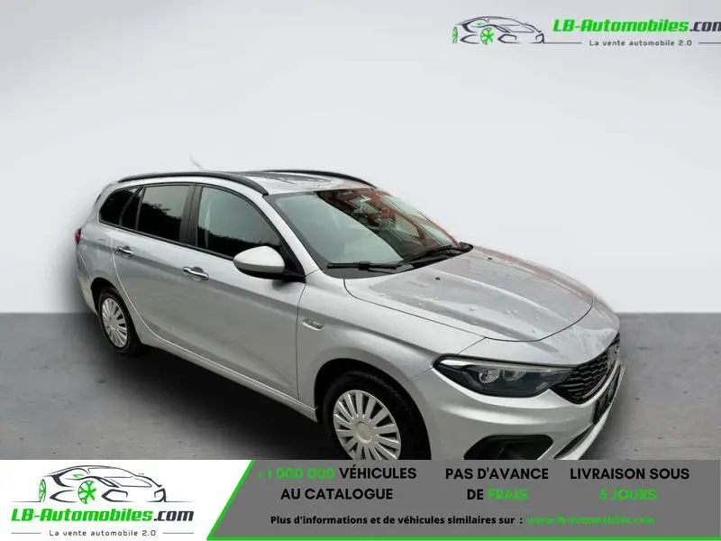 Photo 1 : Fiat Tipo 2016 Essence