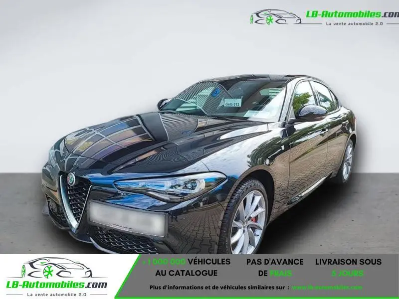 Photo 1 : Alfa Romeo Giulia 2023 Petrol