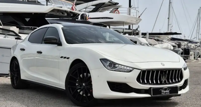 Photo 1 : Maserati Ghibli 2019 Petrol