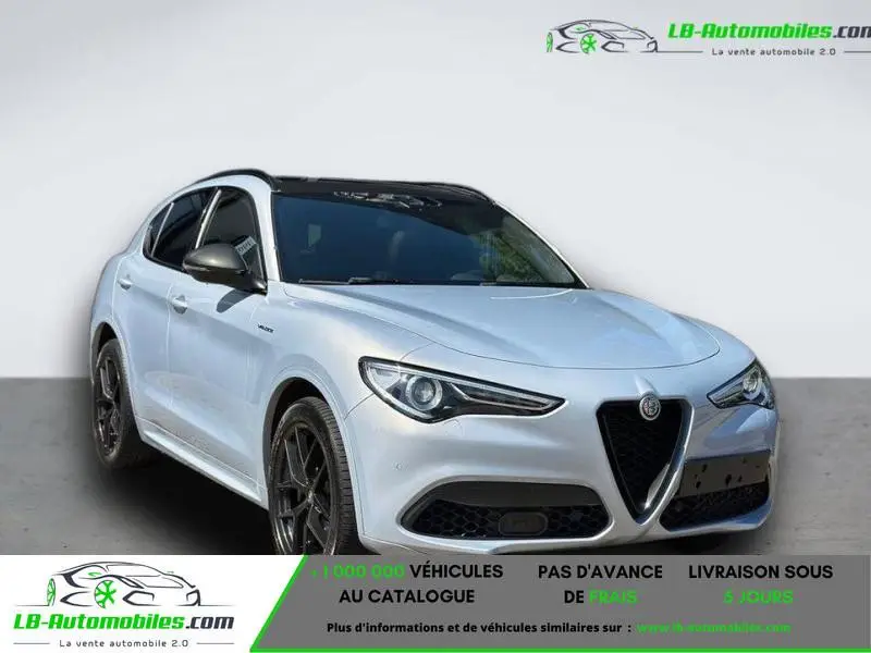 Photo 1 : Alfa Romeo Stelvio 2020 Essence