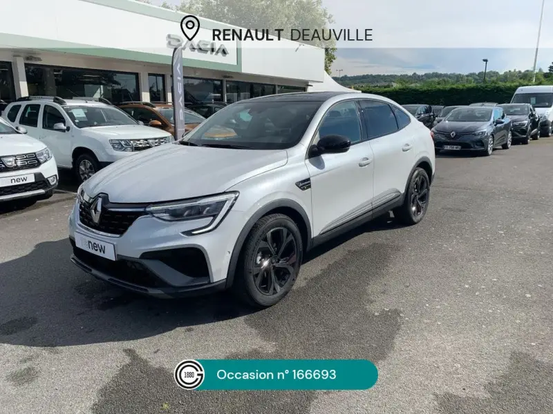 Photo 1 : Renault Arkana 2023 Essence