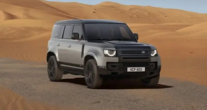 Photo 1 : Land Rover Defender 2024 Hybrid