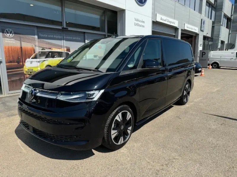 Photo 1 : Volkswagen Multivan 2024 Petrol