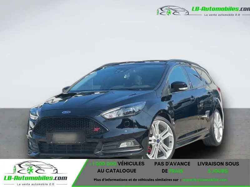 Photo 1 : Ford Focus 2017 Petrol