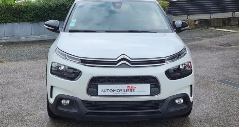 Photo 1 : Citroen C4 2018 Petrol