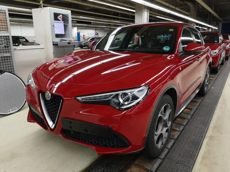 Photo 1 : Alfa Romeo Stelvio 2023 Essence