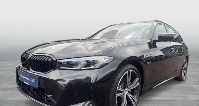 Photo 1 : Bmw Serie 3 2022 Hybrid