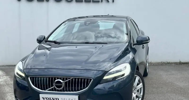 Photo 1 : Volvo V40 2016 Diesel