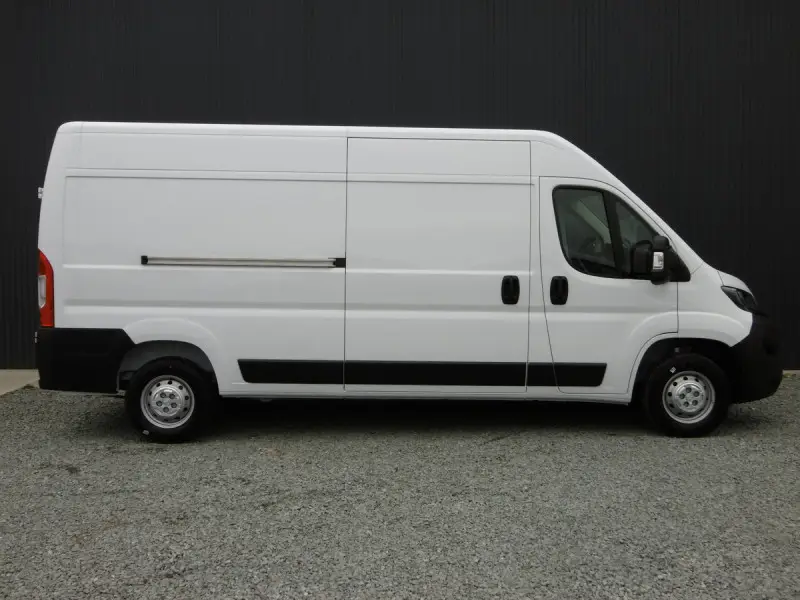 Photo 1 : Peugeot Boxer 2022 Diesel