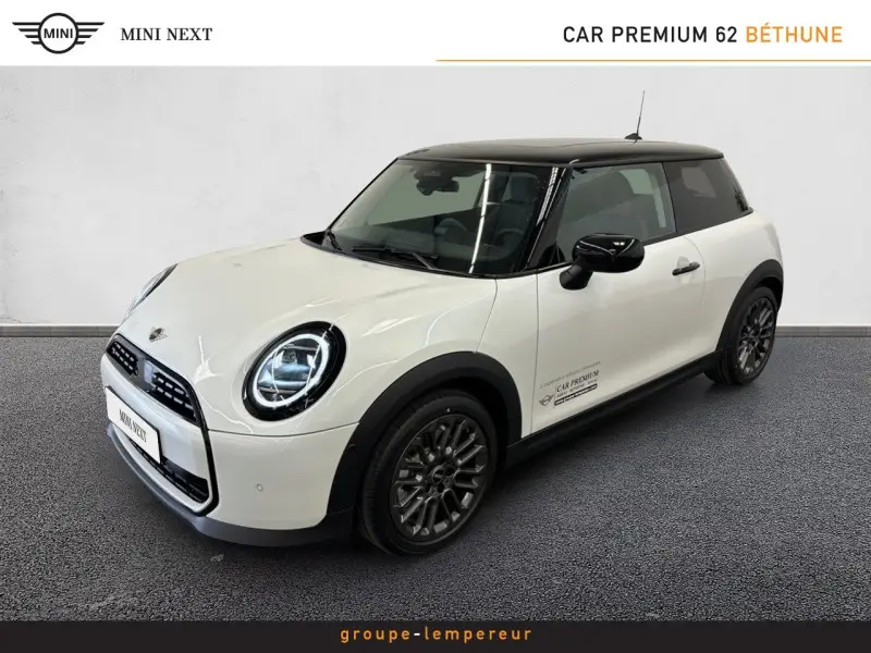 Photo 1 : Mini Cooper 2024 Petrol