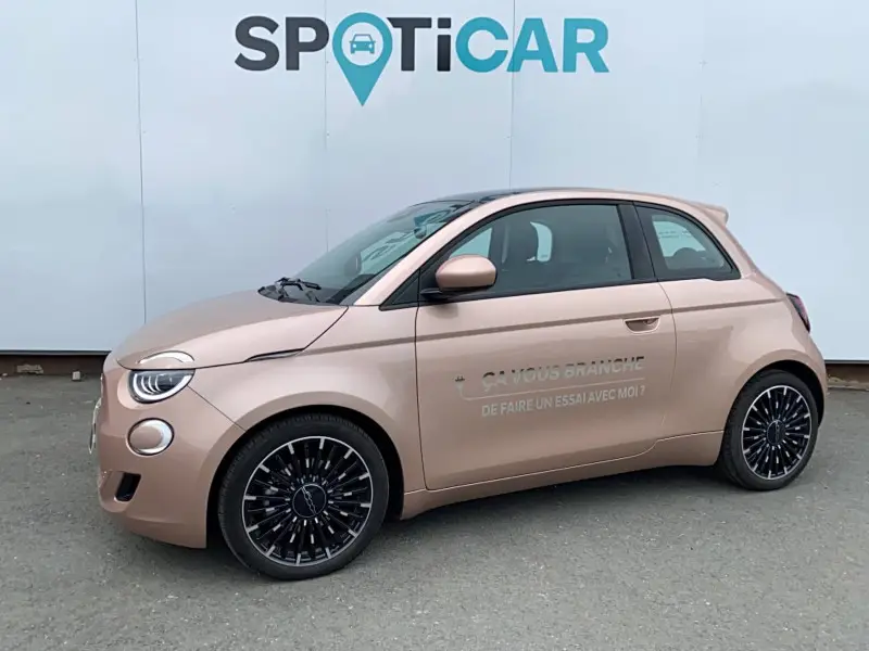 Photo 1 : Fiat 500 2022 Électrique