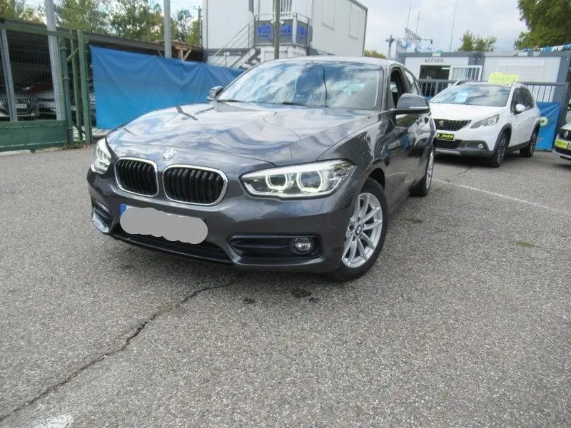 Photo 1 : Bmw Serie 1 2018 Diesel